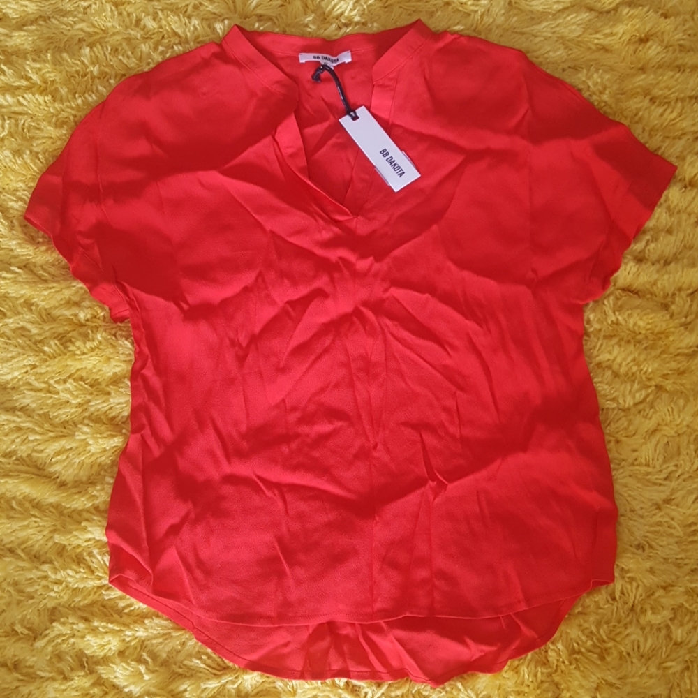 🆕️ Rose BB Dakota Crepe Blouse - Picture 4 of 5